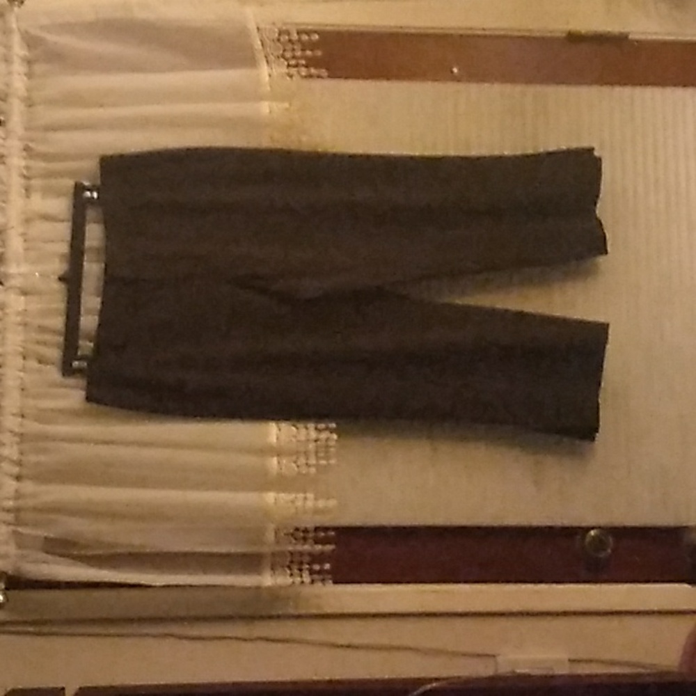 NINE WEST WONEN MID LENGTH PANTS BROWN SIZE 6